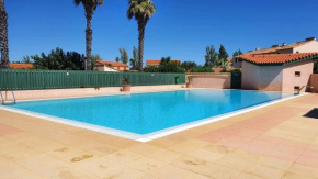 Maison confortable à Saint-Cyprien avec piscine partagée
